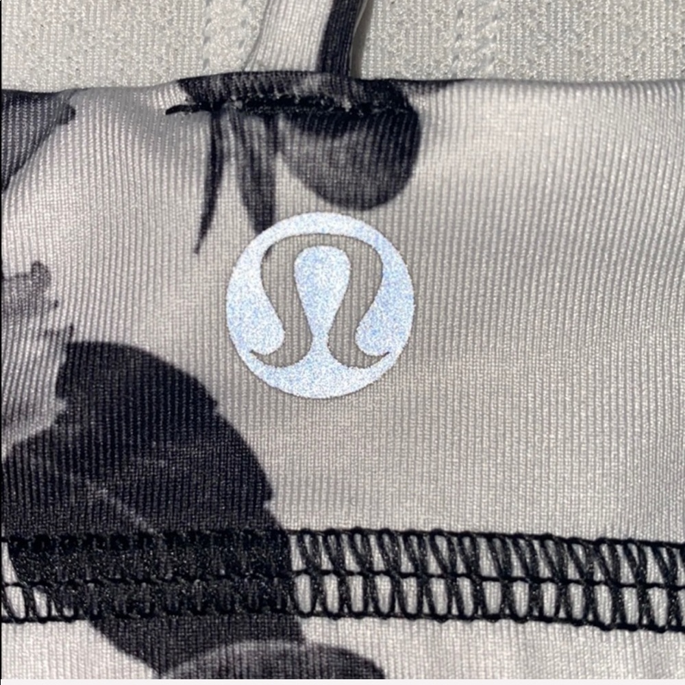 Lululemon Free To Bra - Picture 4 of 5